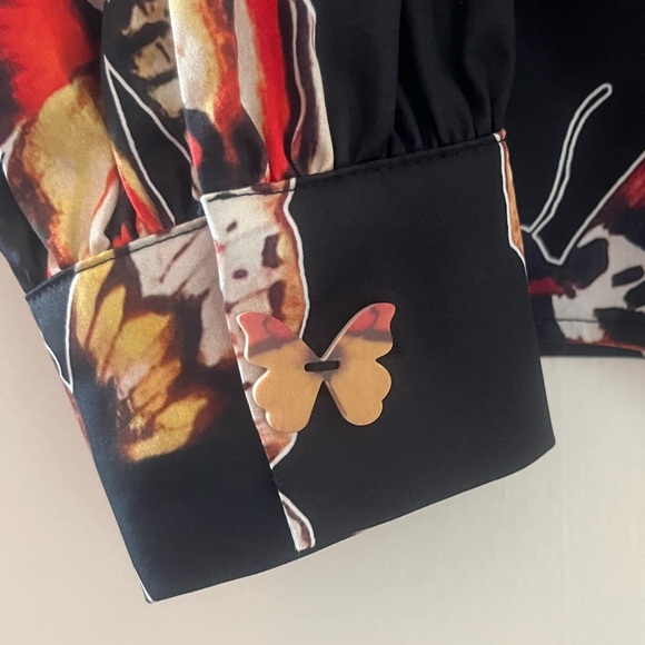 Butterfly Print Button Down Shirt - Picture 3 of 9